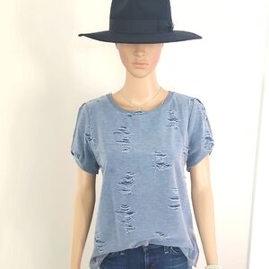 Distressed Blue Top -Jodifl 💙